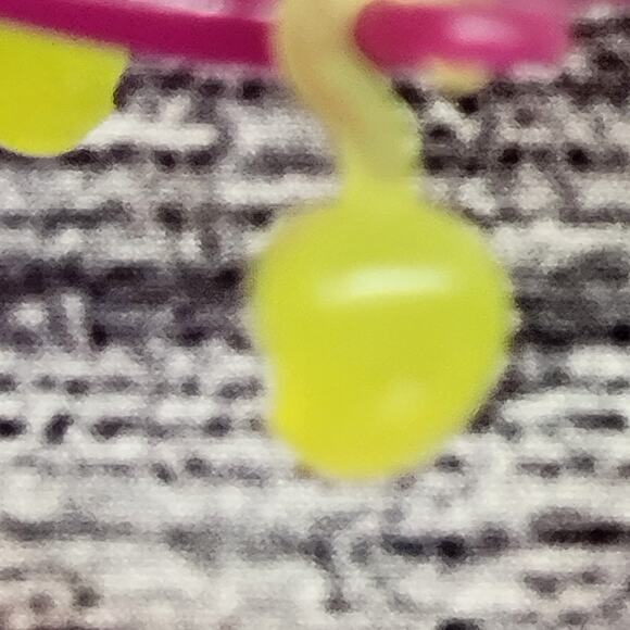 Monster high decor table only purple and pink plastic - Picture 4 of 6